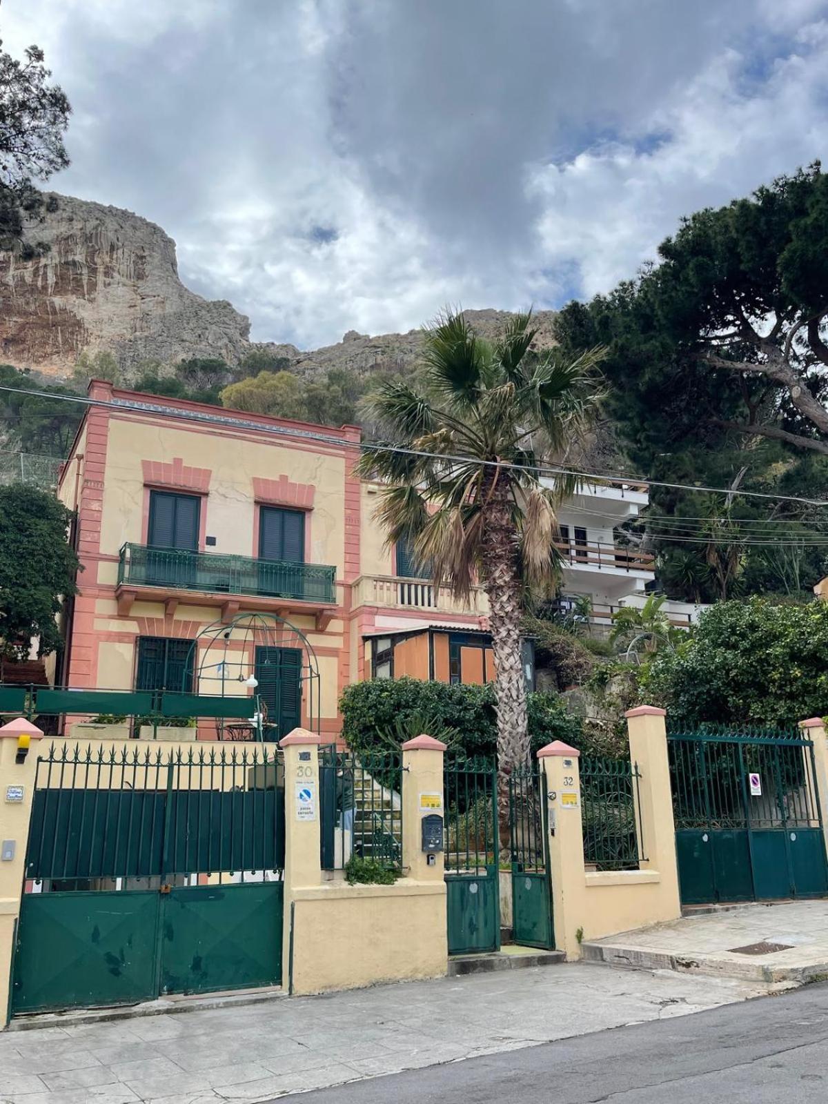 Finestra Sul Mare — Photos 1